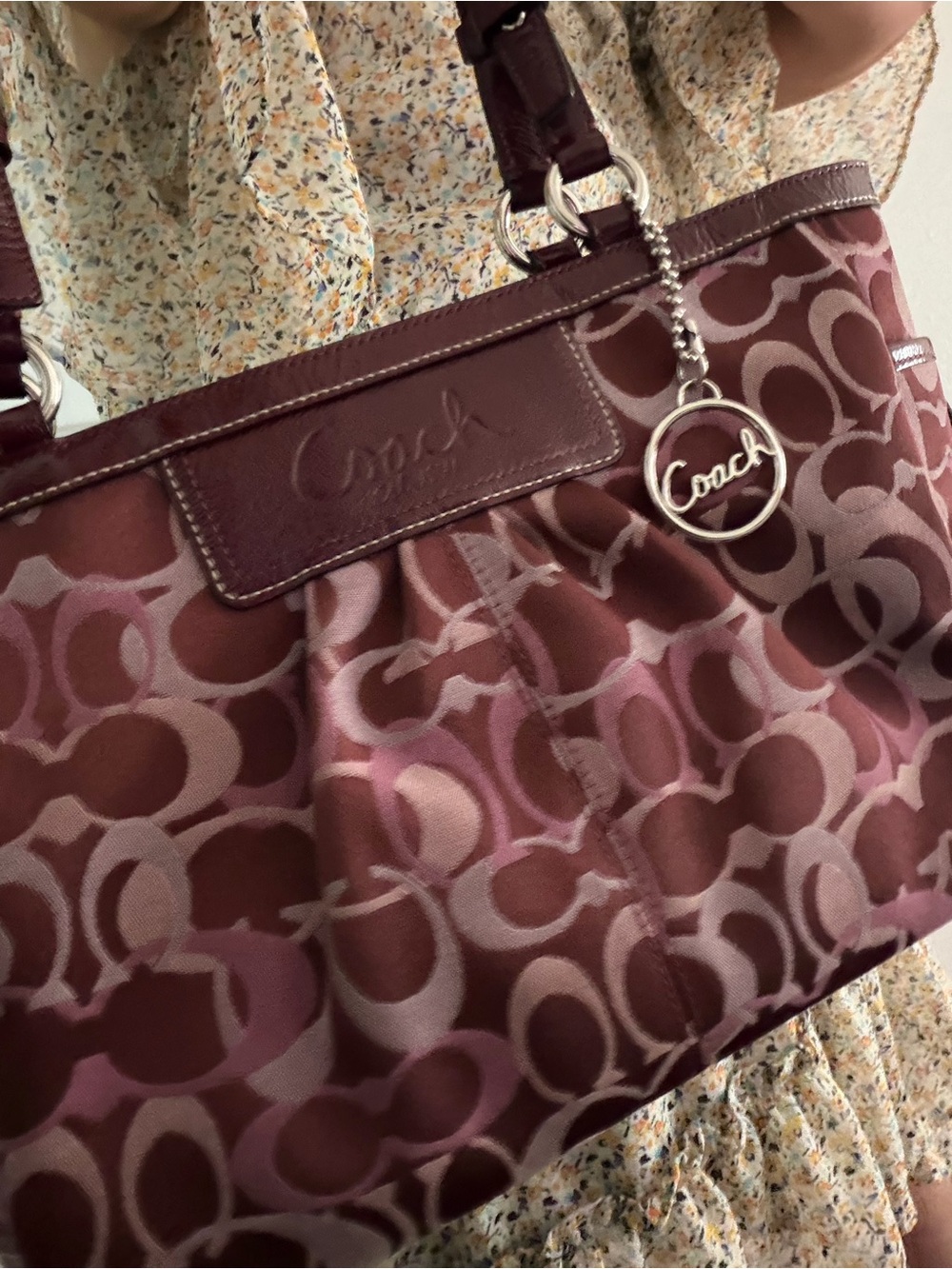 Handbag - Picture 5 of 10